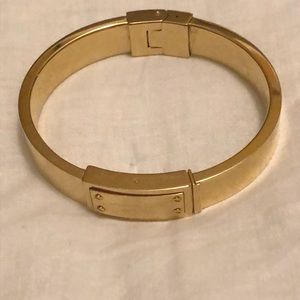 Gold bracelet